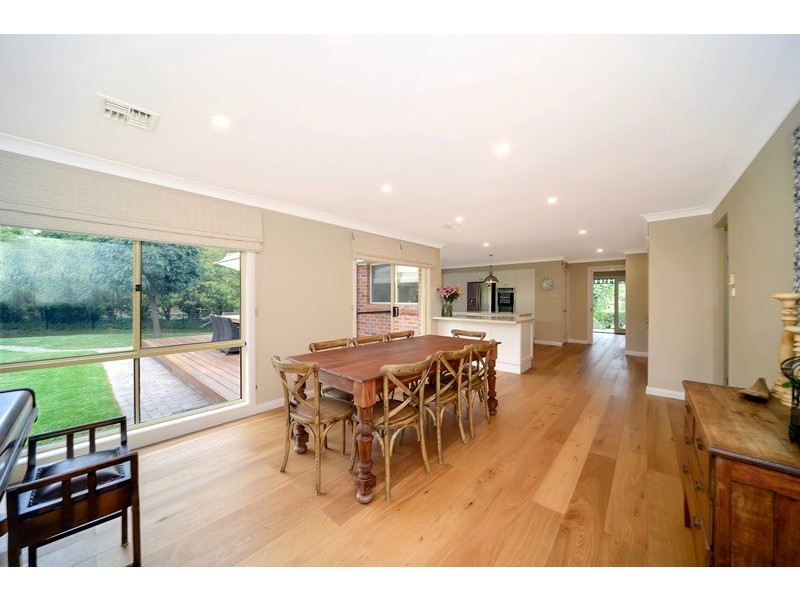 4 Westminster Place, Burradoo NSW 2576