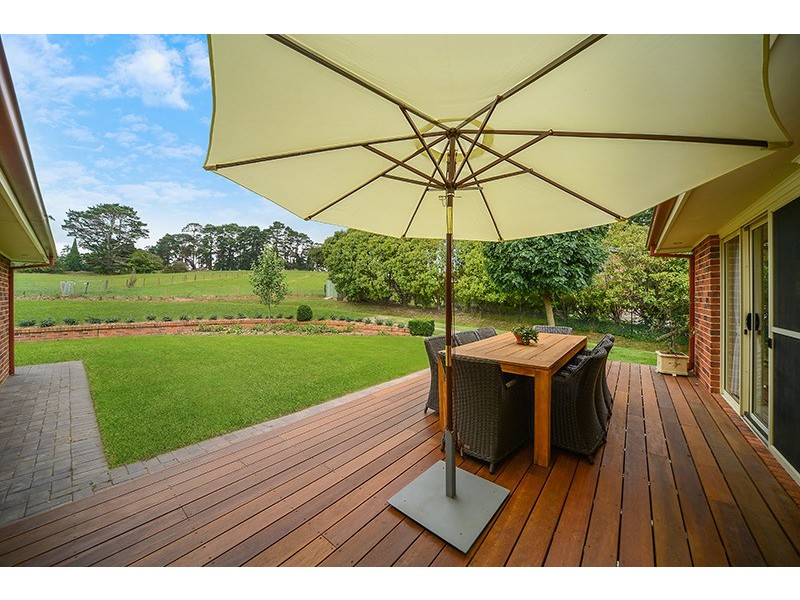 4 Westminster Place, Burradoo NSW 2576