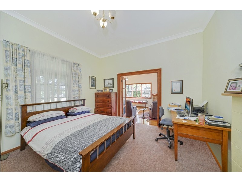 11 Main Street, Robertson NSW 2577