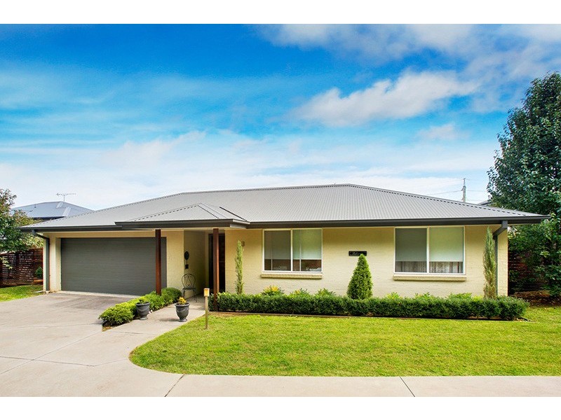 3/51 Robinia Drive, Bowral NSW 2576