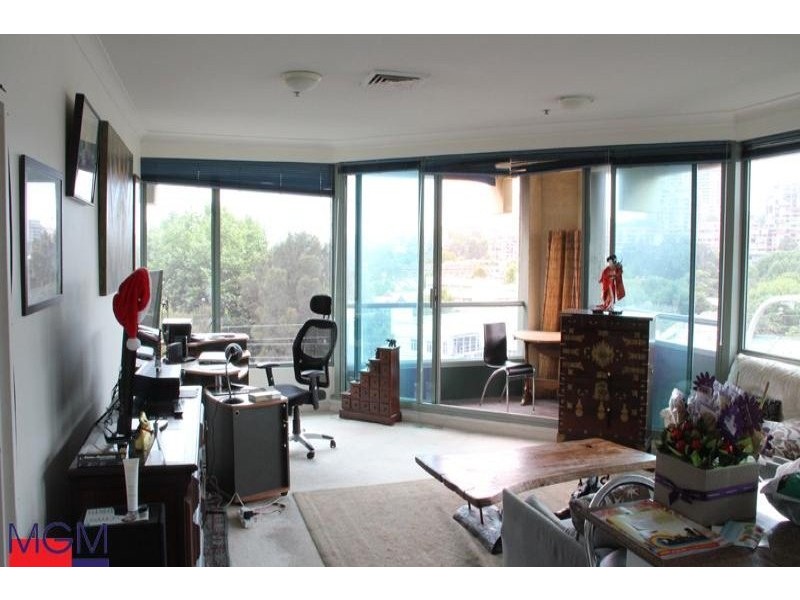 Unit 401/22-40 Sir John Young Crescent, Sydney NSW 2000