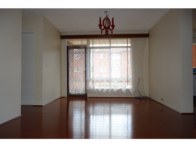 Unit 6/10 Barber Avenue, Eastlakes NSW 2018