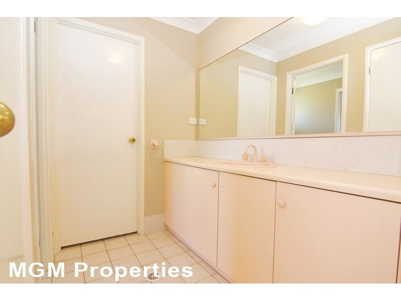 19 Cornelian Avenue, Eagle Vale NSW 2558