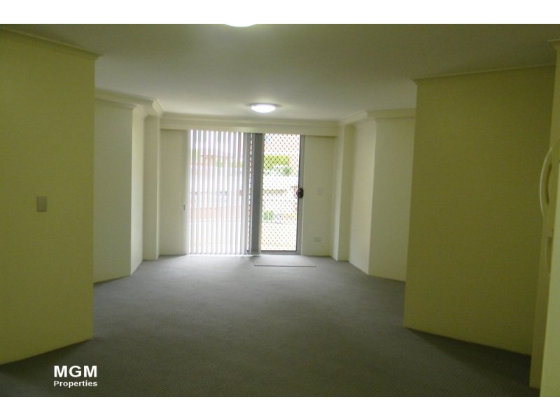 Unit 586/83-93 Dalmeny Avenue, Rosebery NSW 2018