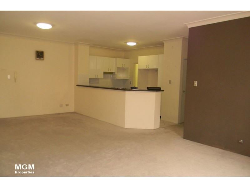 Unit 527/83-93 Dalmeny Avenue, Rosebery NSW 2018