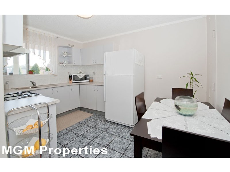 Unit 12/30 Barber Avenue, Eastlakes NSW 2018