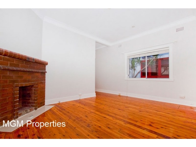 47 Robinson Street, Eastlakes NSW 2018