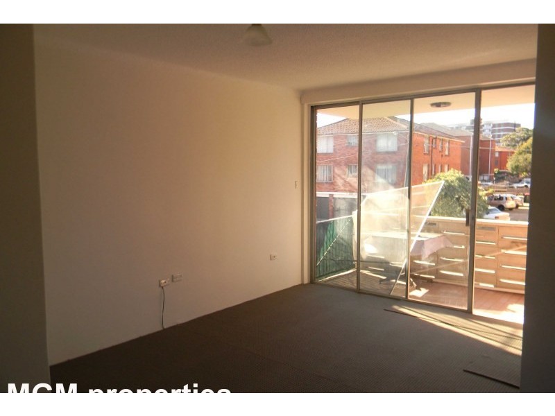 Unit 3/20 Barber Avenue, Eastlakes NSW 2018