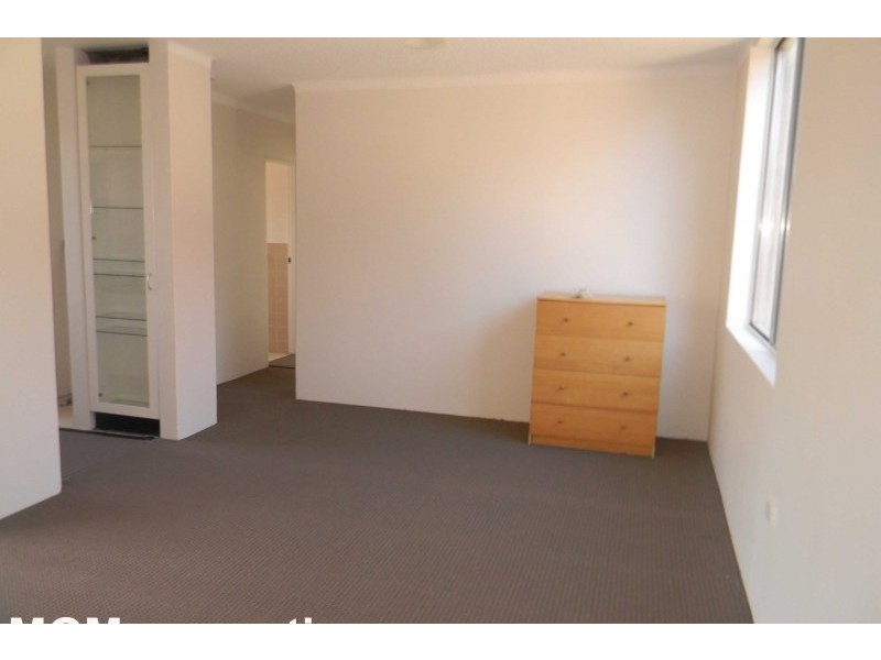 Unit 3/20 Barber Avenue, Eastlakes NSW 2018