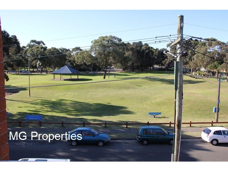 Unit 12/16 Barber Avenue, Eastlakes NSW 2018