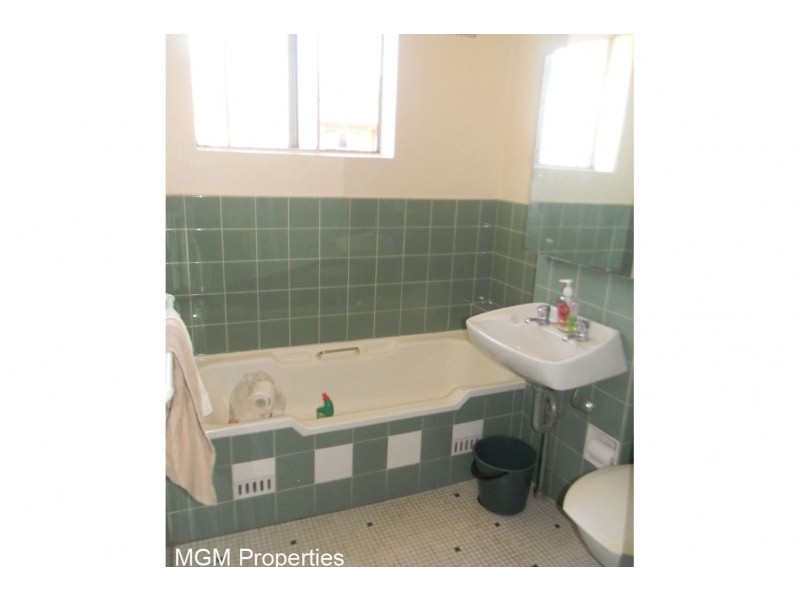 Unit 10/24 Barber Avenue, Eastlakes NSW 2018