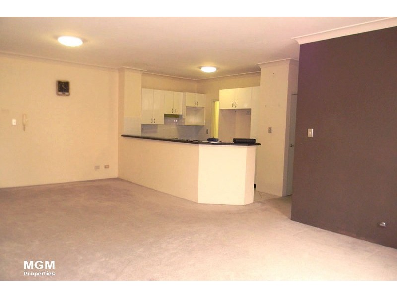 Unit 527/83-93 Dalmeny Avenue, Rosebery NSW 2018