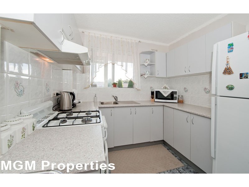 Unit 12/30 Barber Avenue, Eastlakes NSW 2018