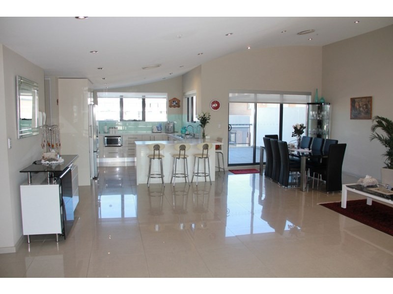 Unit 88/1-5 Bourke Street, Mascot NSW 2020