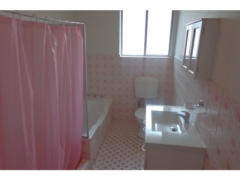 Unit 2/7 Evans Avenue, Eastlakes NSW 2018