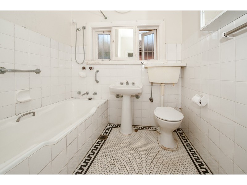 85 Rothschild Avenue, Rosebery NSW 2018