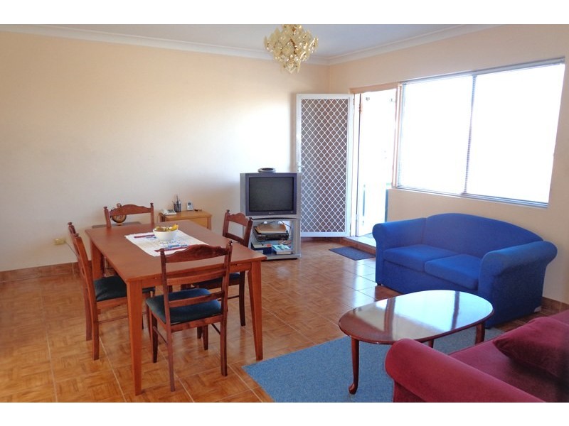 Unit 4/38 Universal Street, Eastlakes NSW 2018