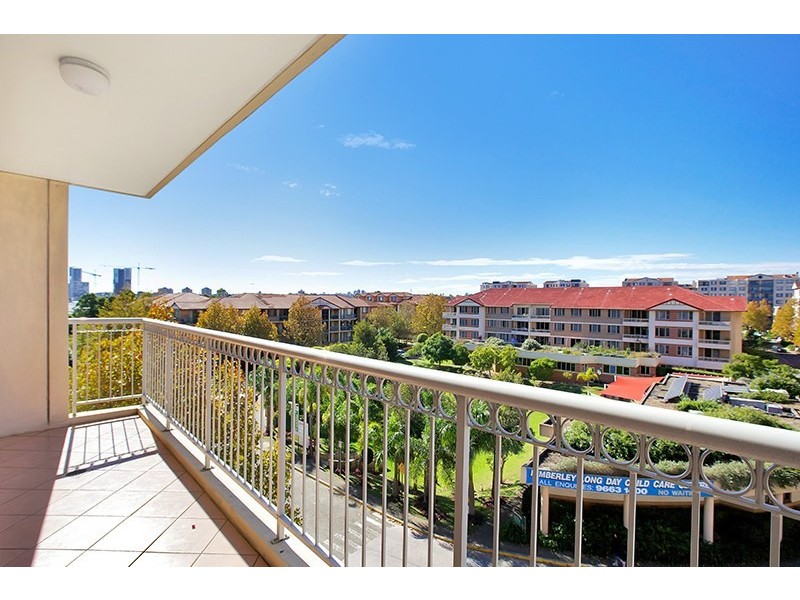 Unit 721/83-93 Dalmeny Avenue, Rosebery NSW 2018