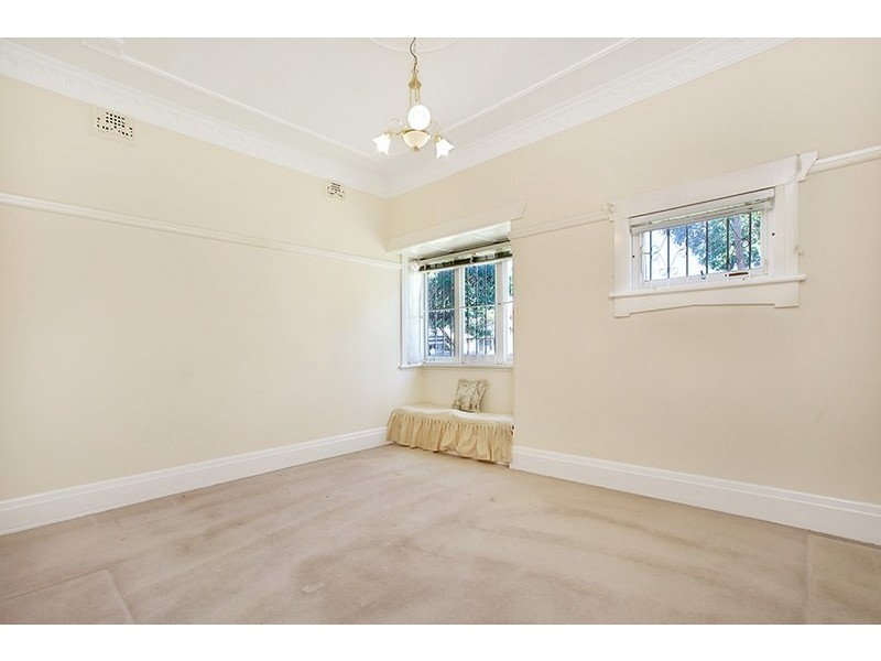 21 Cottenham Avenue, Kensington NSW 2033