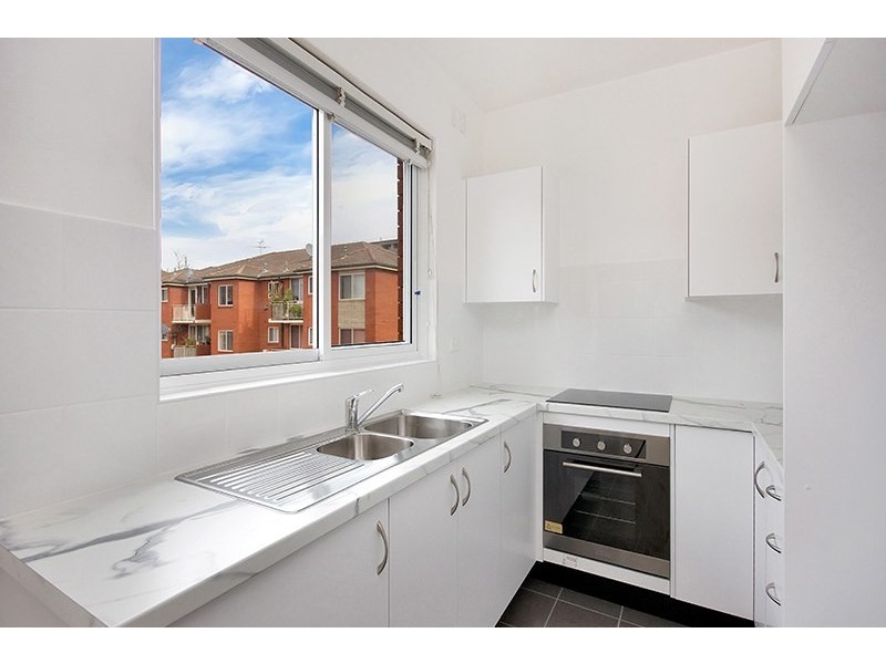 Unit 4/13 Evans Avenue, Eastlakes NSW 2018