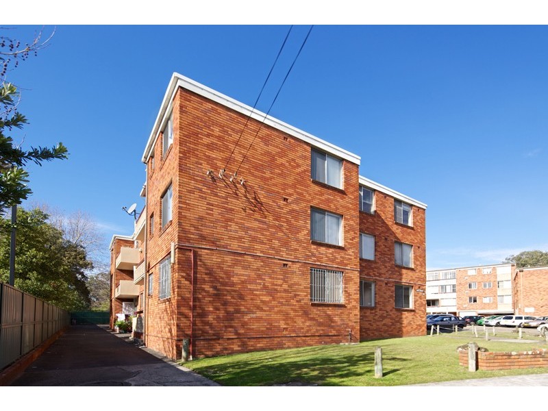 Unit 4/68 Mascot Drive, Eastlakes NSW 2018