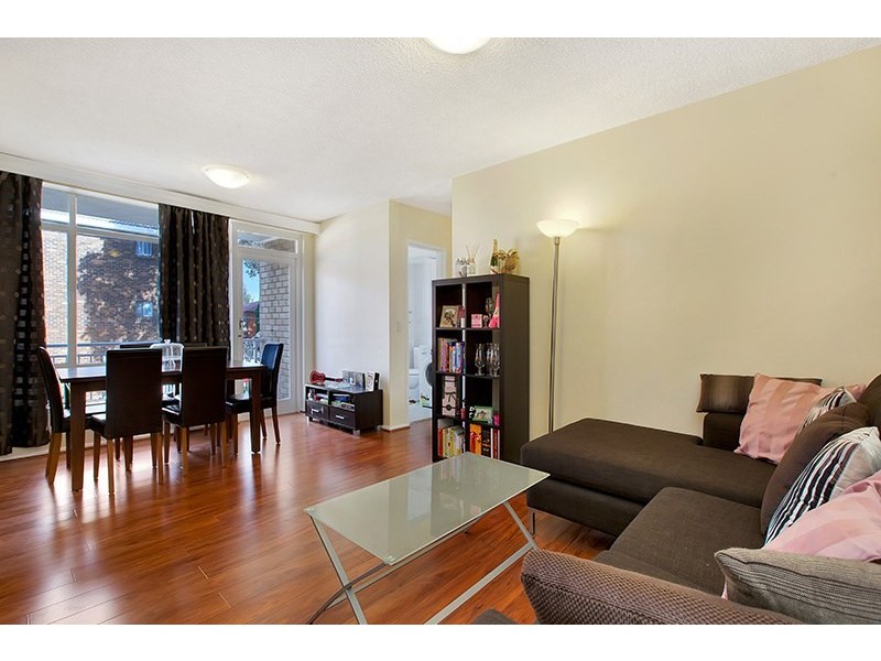 Unit 7/4 Barber Avenue, Eastlakes NSW 2018