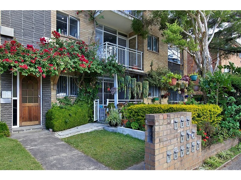 Unit 7/4 Barber Avenue, Eastlakes NSW 2018