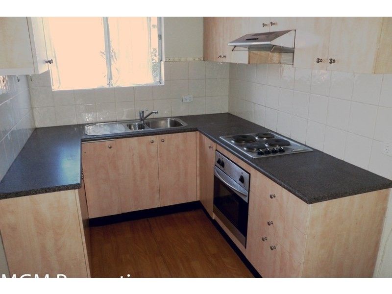 Unit 1/2 Evans Avenue, Eastlakes NSW 2018