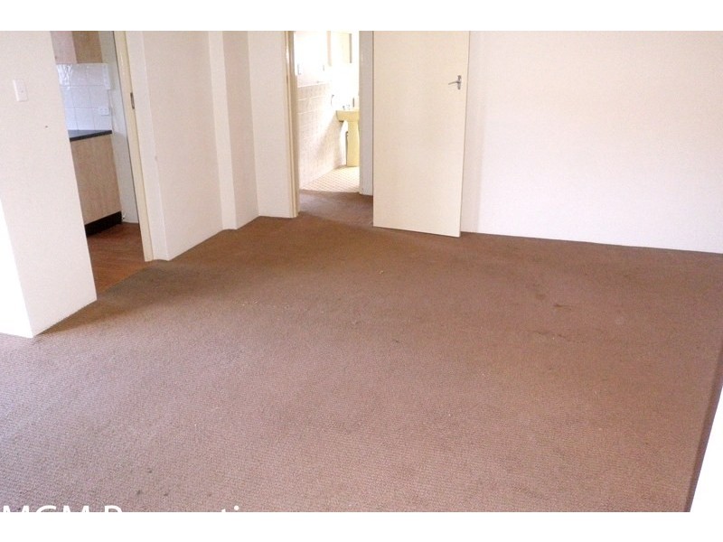 Unit 1/2 Evans Avenue, Eastlakes NSW 2018