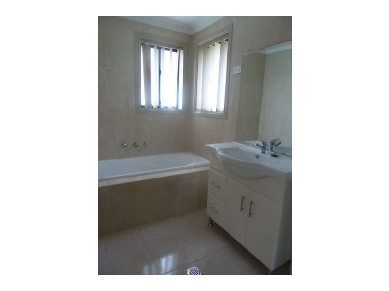 17B Turner Avenue, Casula NSW 2170