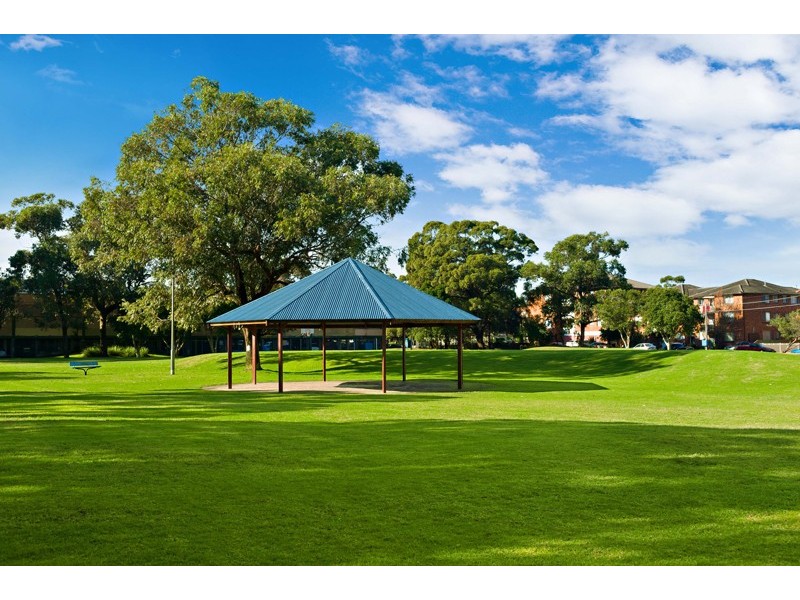 Unit 9/6 Hearne Close, Eastlakes NSW 2018