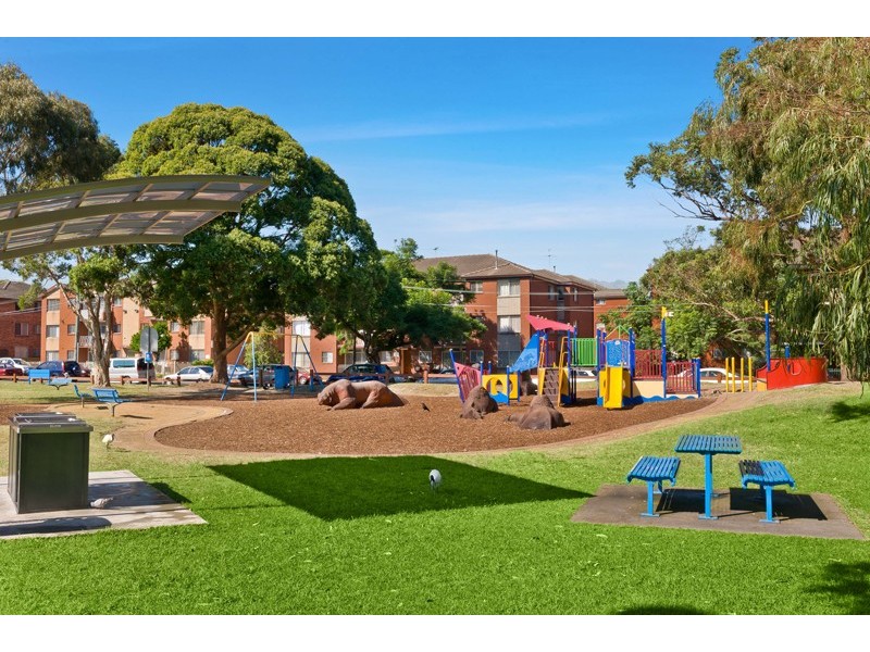 Unit 9/6 Hearne Close, Eastlakes NSW 2018