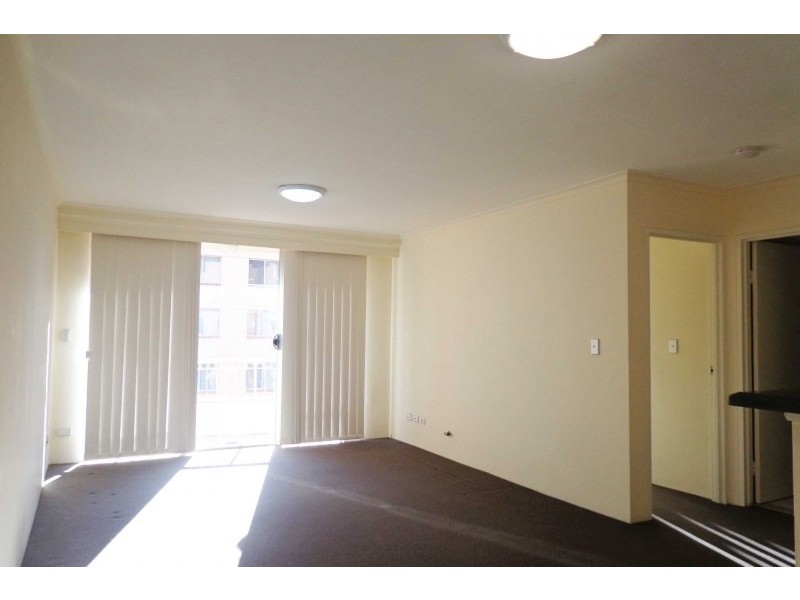 Unit 596/83-93 Dalmeny Avenue, Rosebery NSW 2018