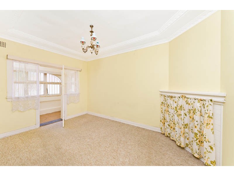 26 Hughes Avenue, Mascot NSW 2020