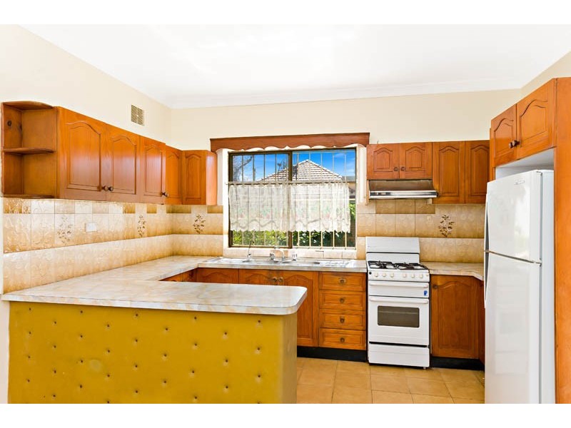 26 Hughes Avenue, Mascot NSW 2020