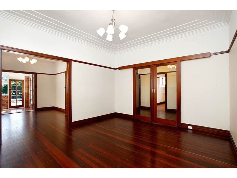 22 Middle Harbour Road, Lindfield NSW 2070