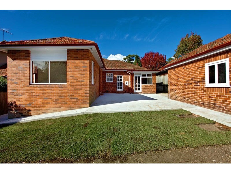 22 Middle Harbour Road, Lindfield NSW 2070