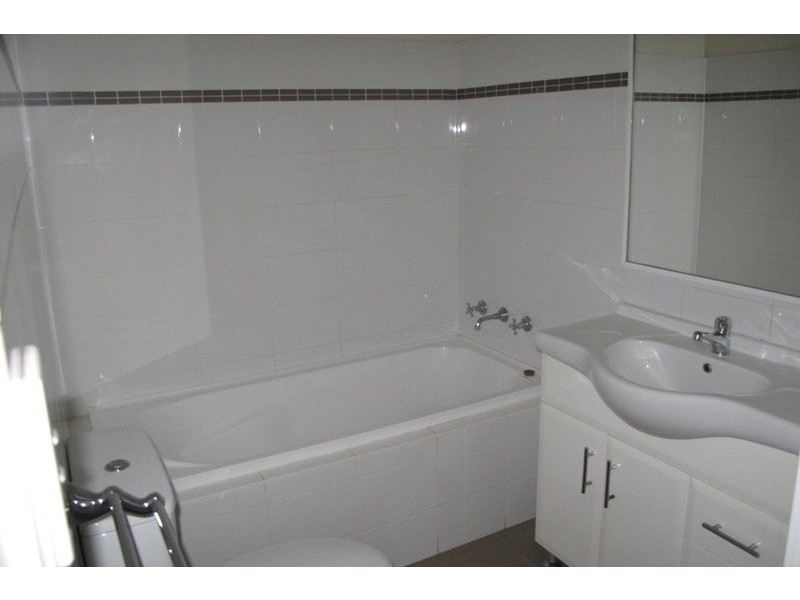 11/74-76 Hampden Road, Lakemba NSW 2195