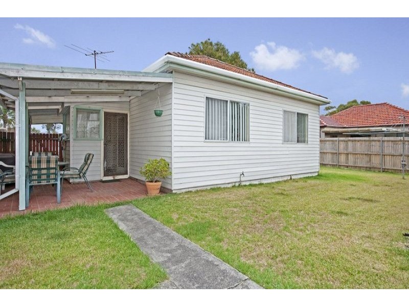 14 Statham Street, Belfield NSW 2191