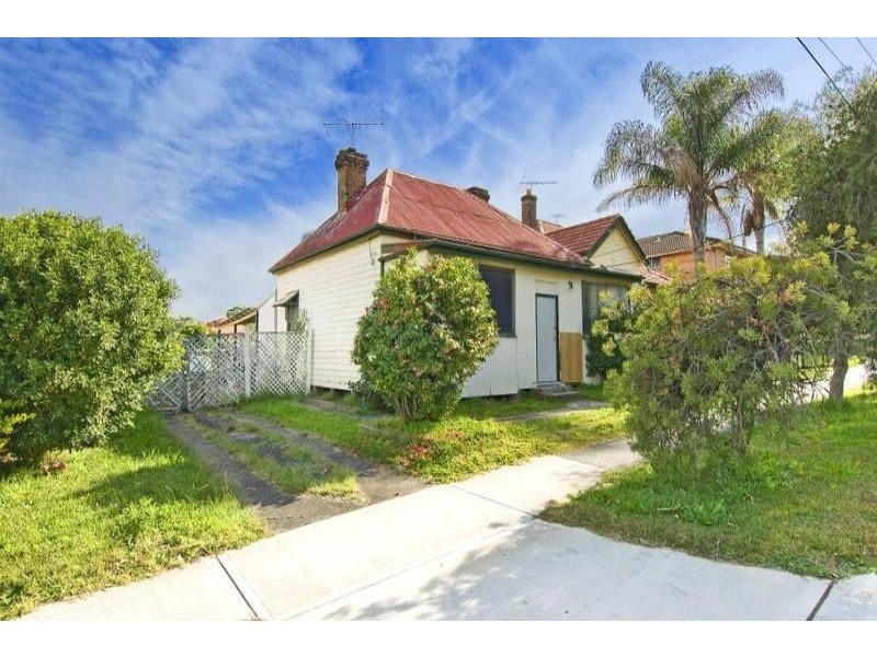 9 Dunmore Street, Croydon Park NSW 2133