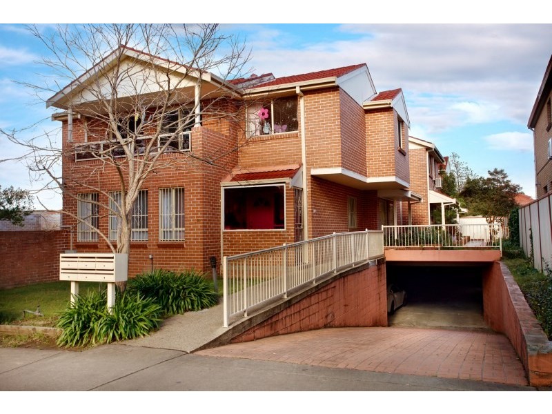 3/80 Clissold Parade, Campsie NSW 2194