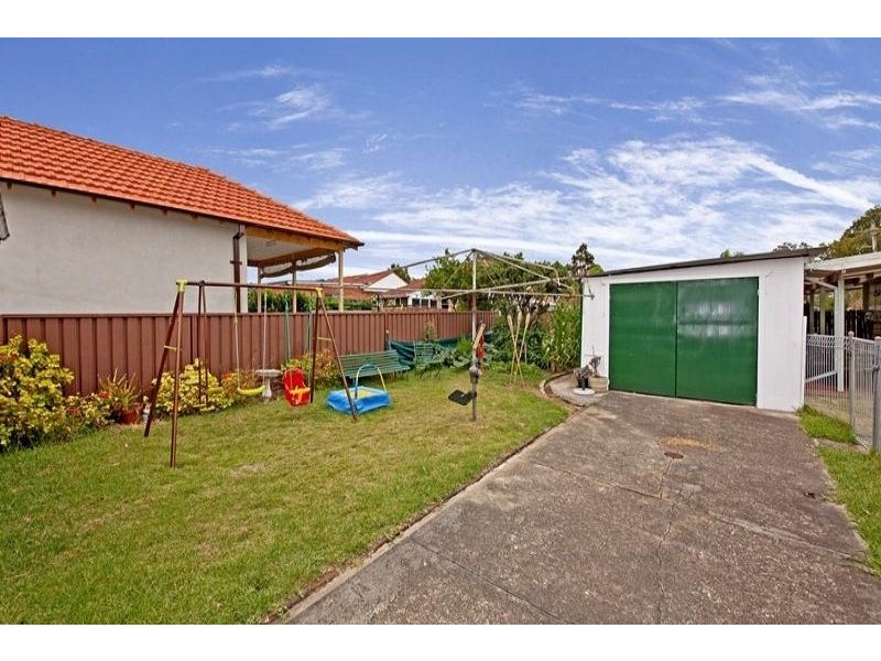 54 First Avenue, Belfield NSW 2191