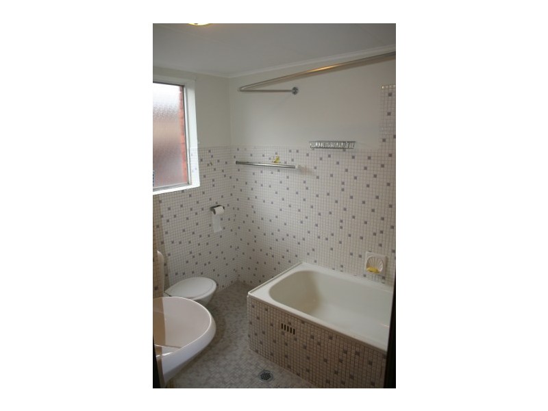 1/42 Waverley Street, Campsie NSW 2194