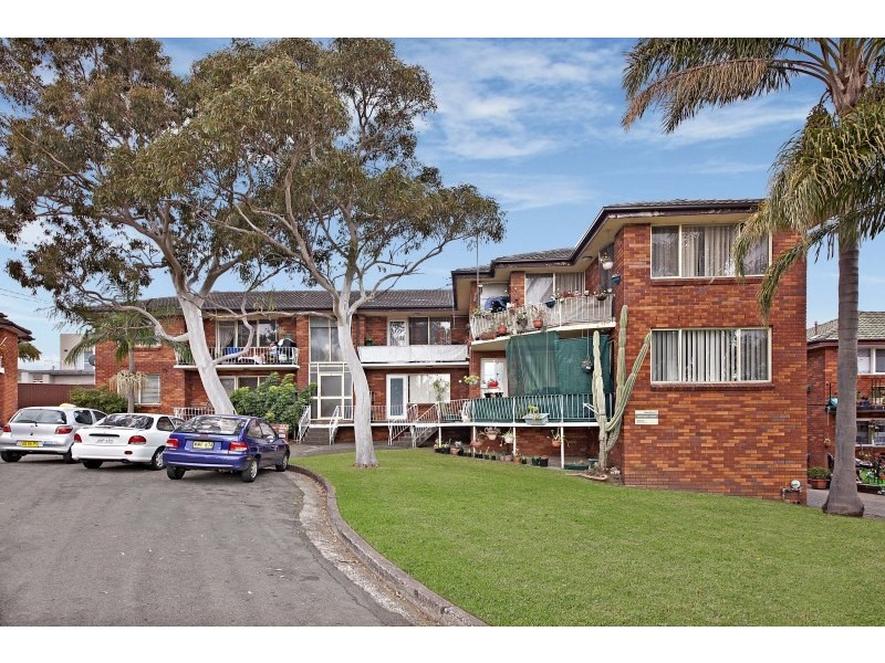 1/3 St Judes Crescent, Belmore NSW 2192