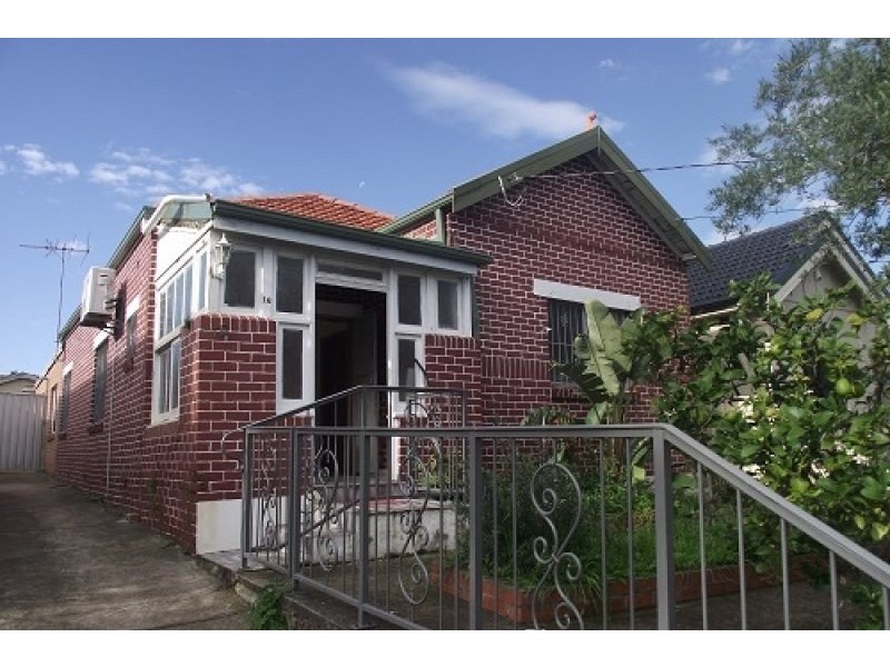 16 Viking Street, Campsie NSW 2194