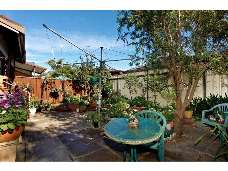 8/155 Greenacre Road, Greenacre NSW 2190