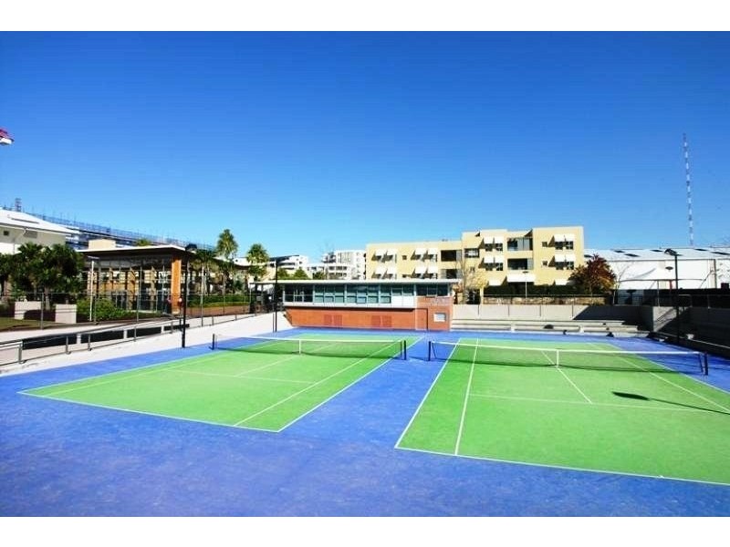 323/3 Stromboli Strait, Wentworth Point NSW 2127
