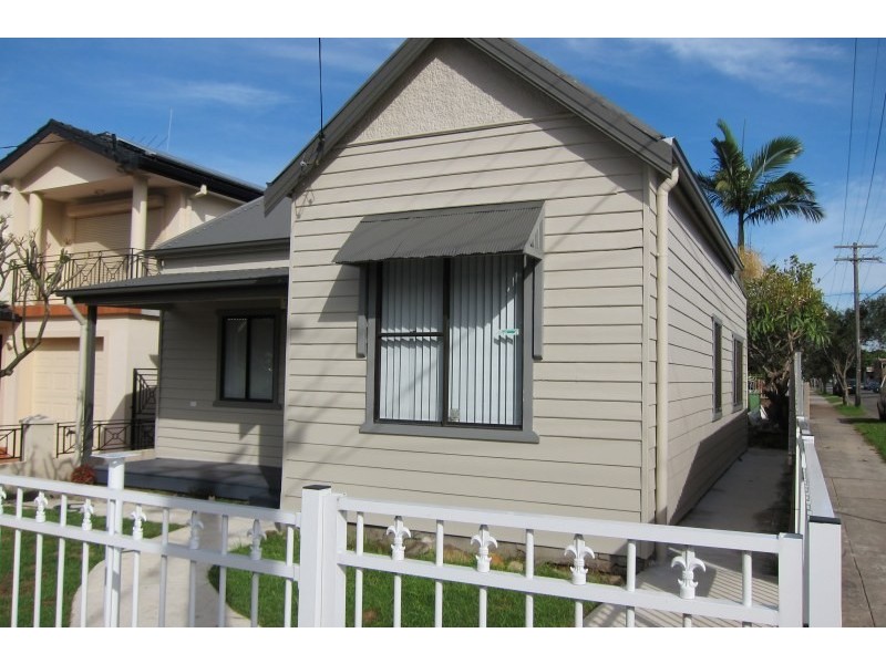 77 Mitchell Street, Croydon Park NSW 2133