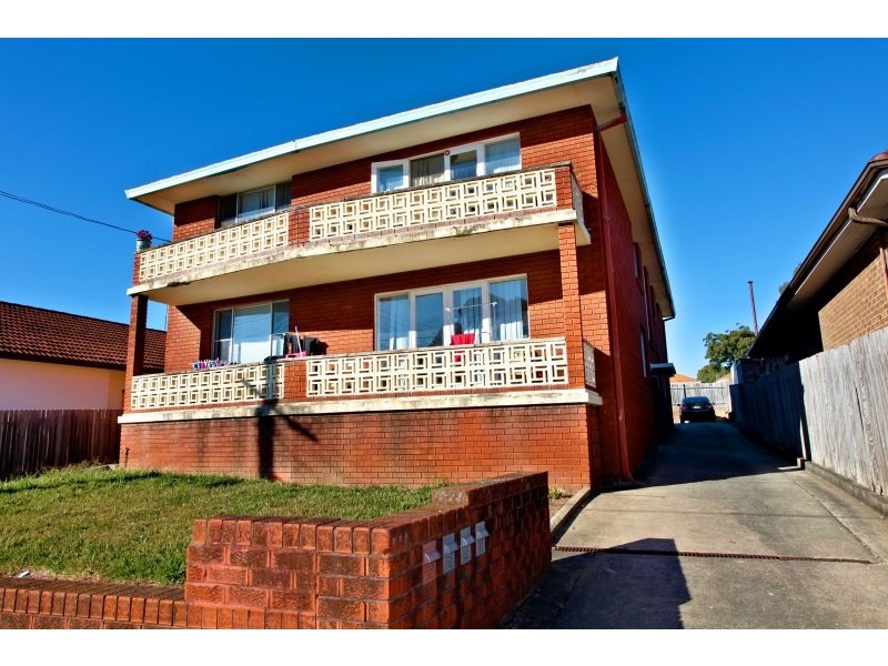 2/36 Robert Street, Ashfield NSW 2131