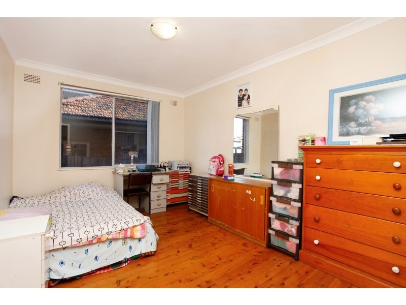 2/36 Robert Street, Ashfield NSW 2131